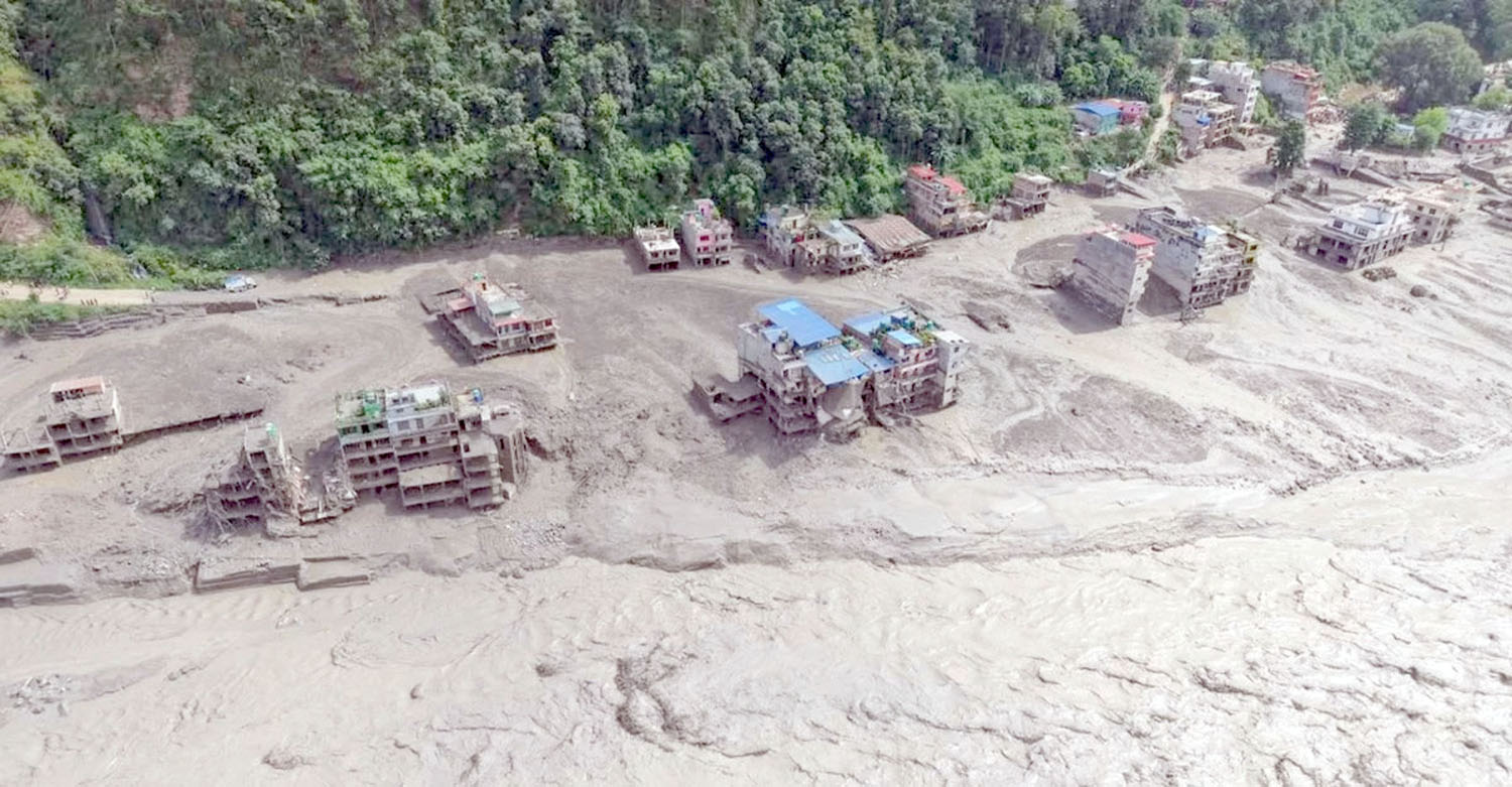 बाढीमा मृत्यु हुनेको संख्या एक हजार ४ सय ५४  पुग्यो