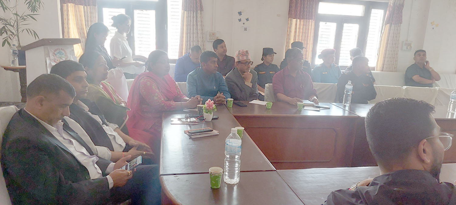 पाल्पामा ३५४ एचआइभी संक्रमितले औषधि सेवन गर्दै