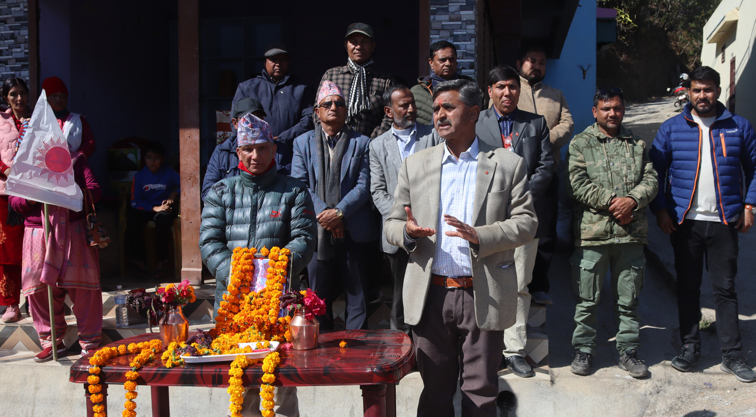 एमाले नेता गैरेले शुरु गरे जन्मस्थानबाट चुनावी प्रचार