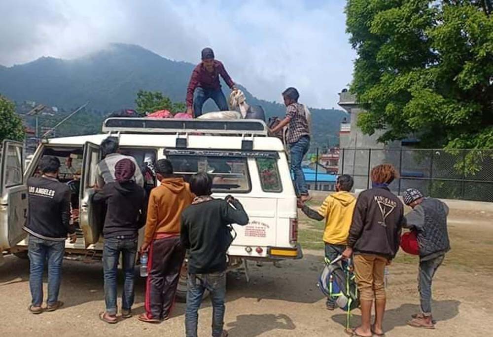 रेसुङ्गा नगरपालिकाद्वारा अलपत्र १५ पैदलयात्रुको उद्दार