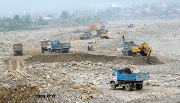 नदीजन्य पदार्थको चोरी निकासी रोक्न आग्रह