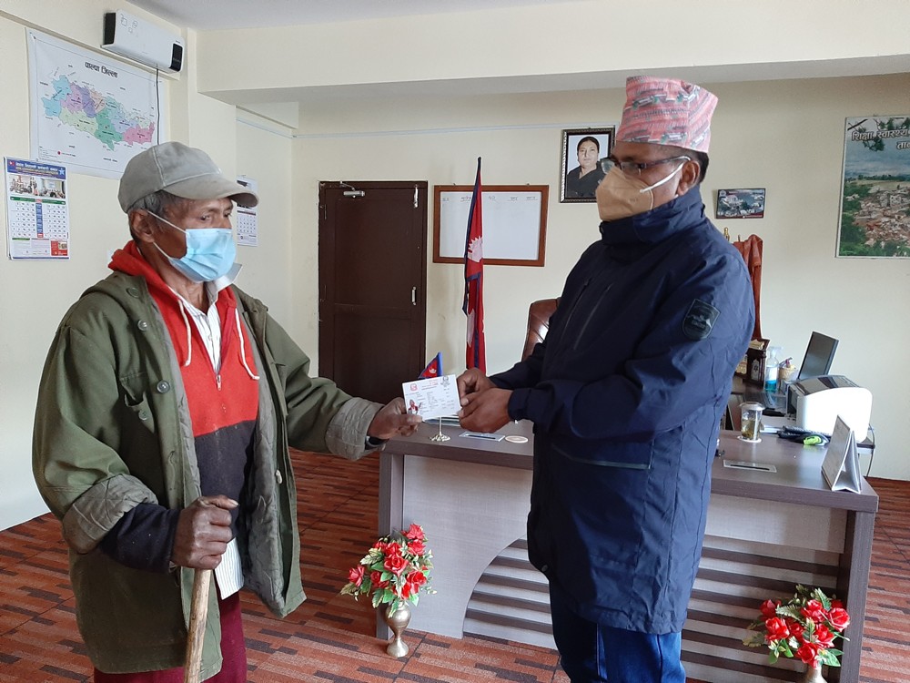 ६८ वर्षीय पुनले बल्ल पाए नागरिकता