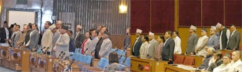 सदनदेखि सडकसम्म चर्कियो आन्दोलन