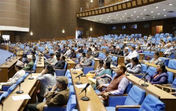 प्रतिपक्ष सांसदले जनाए असन्तुष्टि, कर्मकाण्डी भएको आरोप