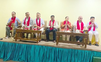 अन्धकारमुक्तिले दियो व्यवसायीलाई अभिमुखिकरण