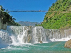 तिनाउमा हाम फालेर युवक बेपत्ता
