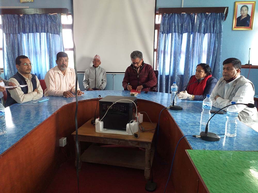 कोरोना राहत कोषमा नेपाली काँग्रेस तानसेनको सहयोग