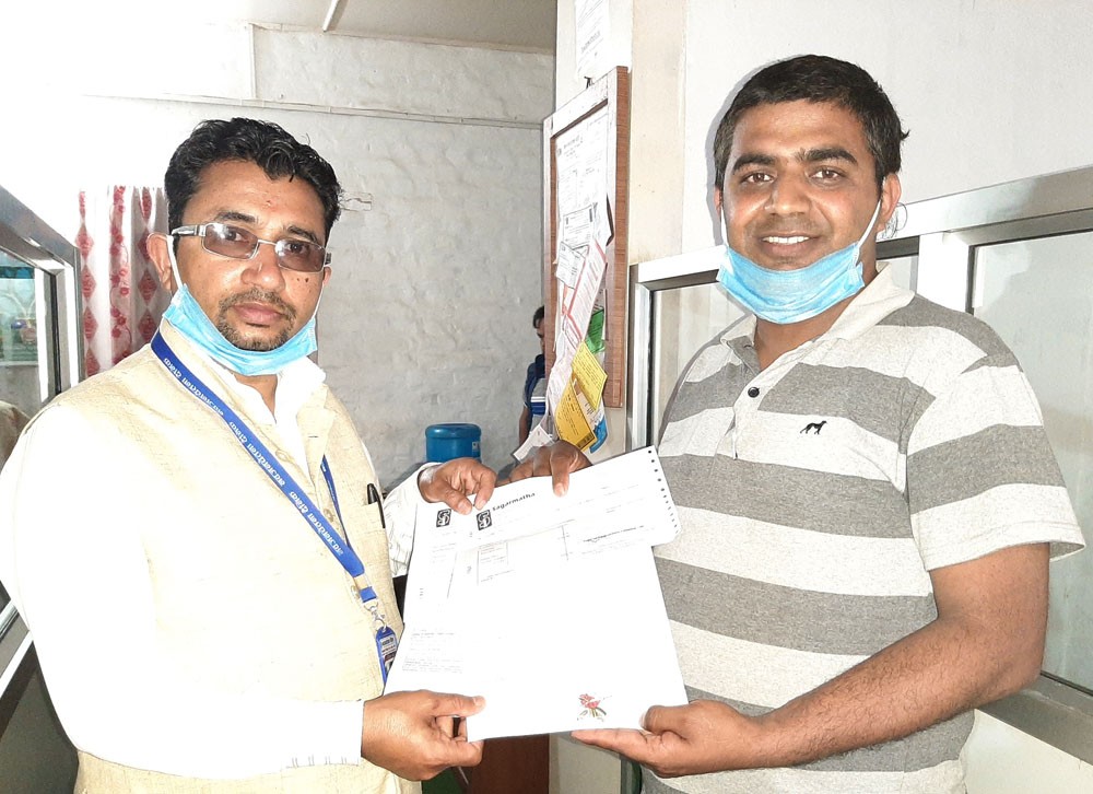 नवजनचेतना दैनिकका सञ्चारकर्मीलाई कोरोना बिमा