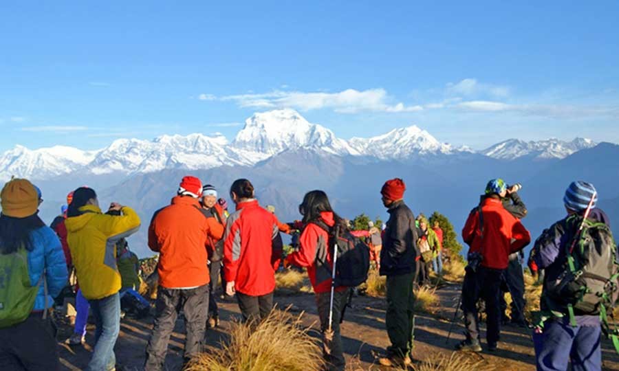 आन्तरिक पर्यटक भित्र्याउने वातावरण सिर्जना गर्नुपर्नेमा जोड