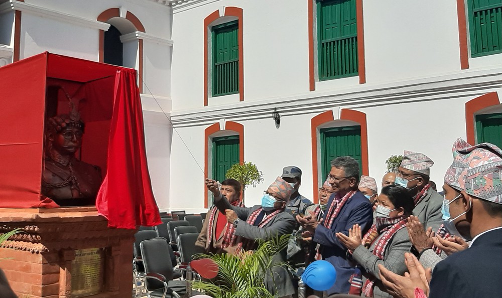 पाल्पा संग्रहालयमा प्रताप शमशेरको शालिक