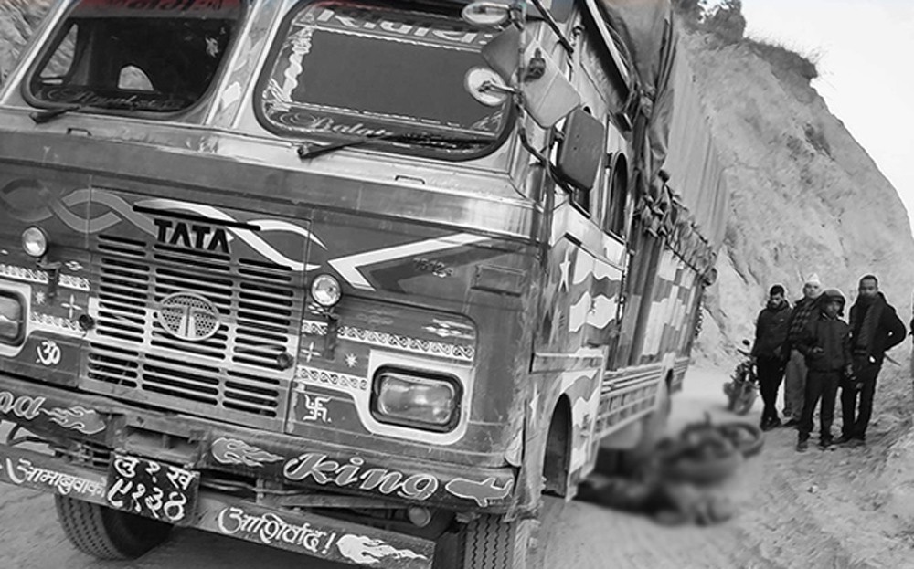 पाल्पामा ट्रक र मोटरसाईकल  ठोक्किदाँ  एकको मृत्यु