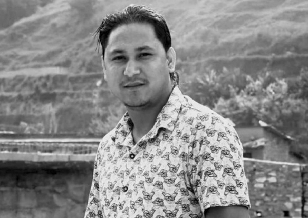 सडक दुर्घटनामा पत्रकार हितङ्गाको निधन