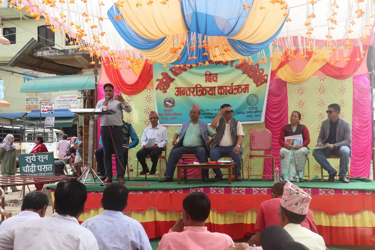 व्यवसायीको दुखेसो : ‘दोहोरो कर नीतिले समस्यामा पर्यौं’