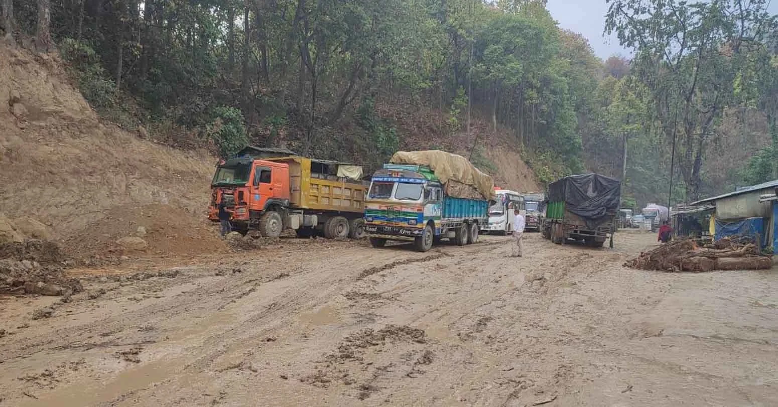 बुटवल–नारायणगढ सडक अवरुद्ध