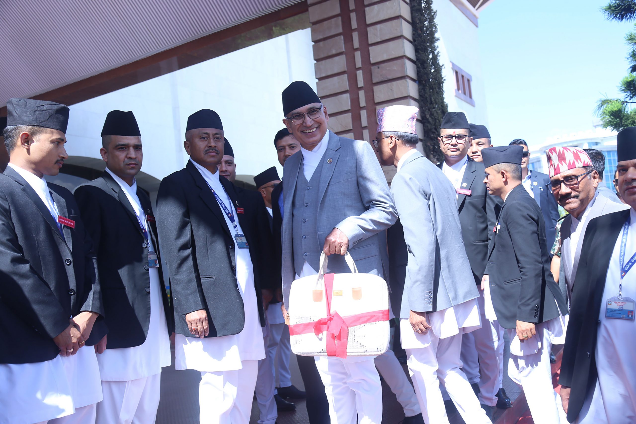 आगामी आर्थिक वर्षका लागि १९ खर्ब ६४ अर्ब ११ करोडको बजेट