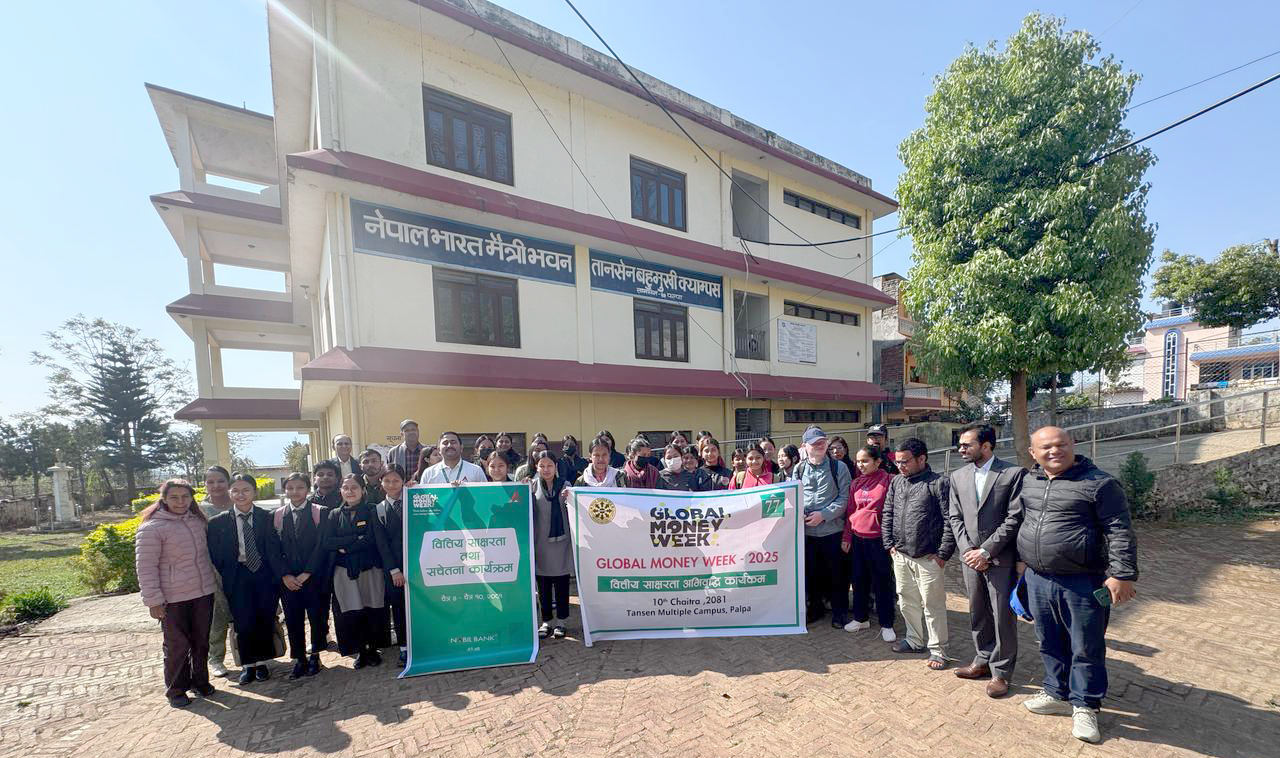 नबिल स्टक डिलरद्वारा वित्तीय साक्षरता कार्यक्रम सम्पन्न