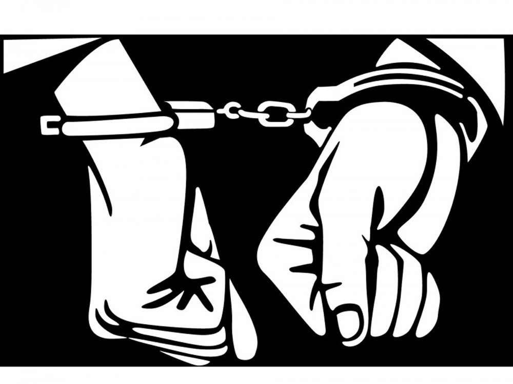 नक्कली प्रहरी पक्राउ