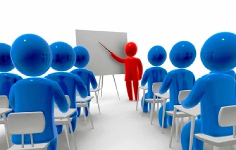 शिक्षकलाई तालिम