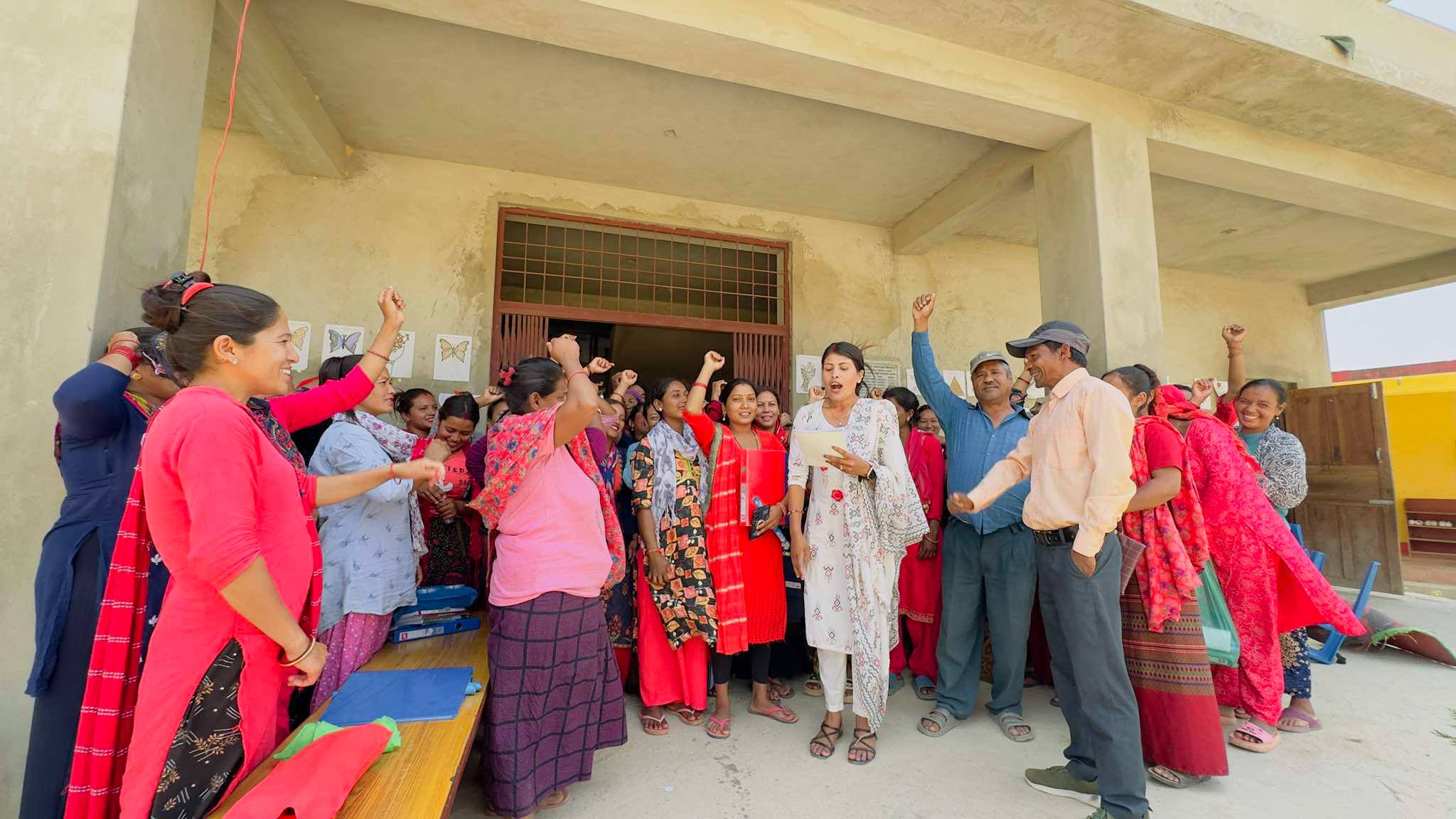 पाल्पामा विद्यालय खोल्न भन्दै अभिभावक आन्दोलनमा (हेर्नुहोस् भिडियोसहित)