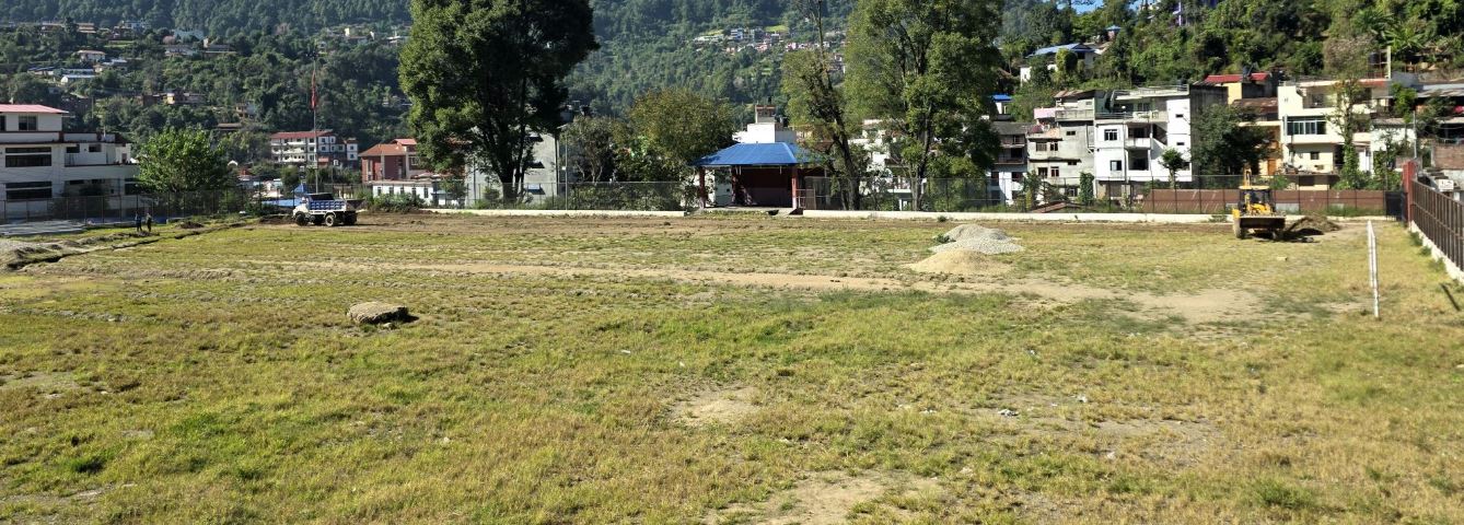 ठूला खेलमैदान निर्माणमा ढिलाइ