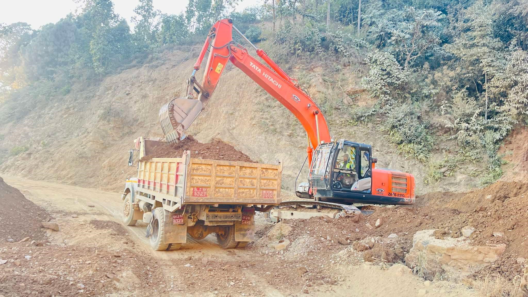 गुल्मीको तम्घास-रिडी सडक एक महिना बन्द हुने