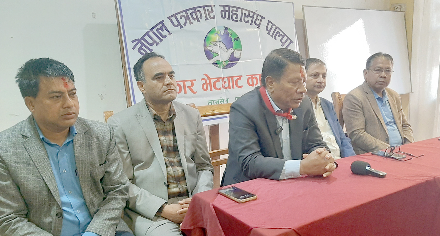 राजा ल्याउने कुरा गणतन्त्रवादीका लागि स्वीकार्य छैन : उपप्रधानमन्त्री सिंह