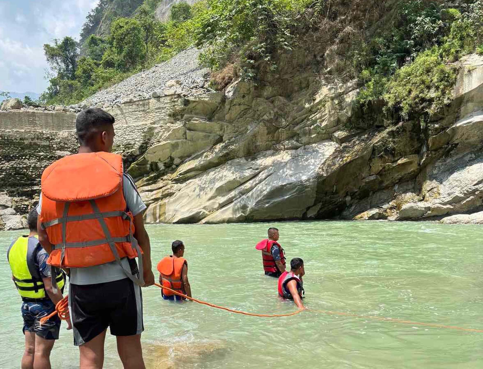 तिनाउ खोलामा बेपत्ता भारतीय नागरिक मृत भेटिए