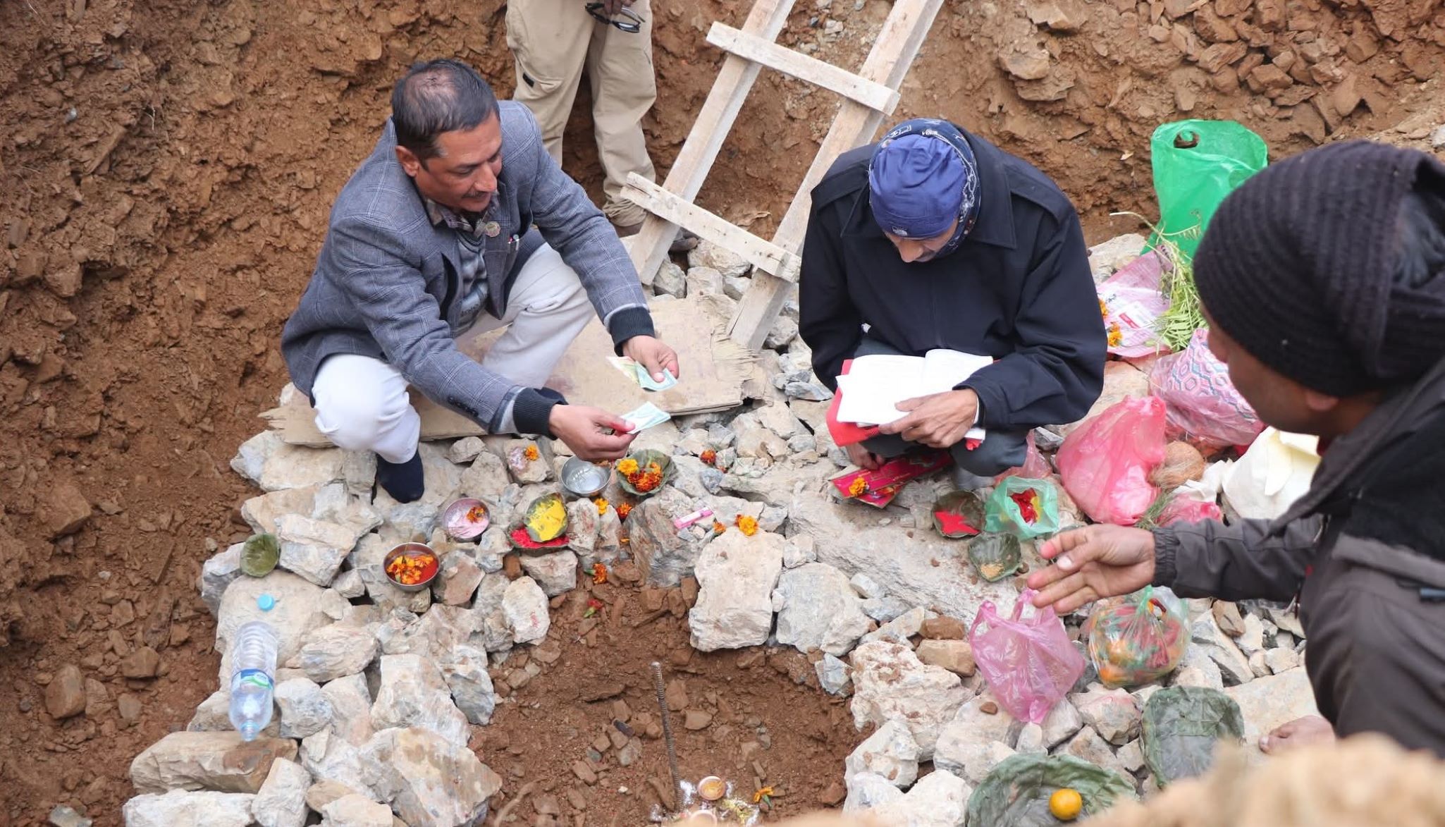 गुल्मीदरबारको कार्यालय भवन निर्माण थालियो